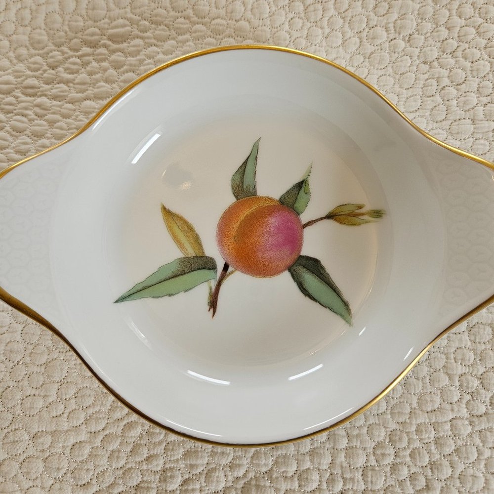 Royal Worcester Evesham gold porcelain baker